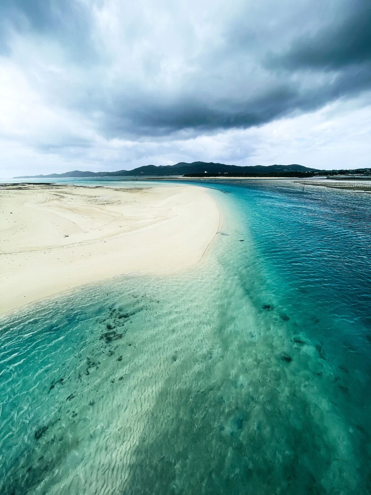 Image Flying to Kume island (Kumejima)