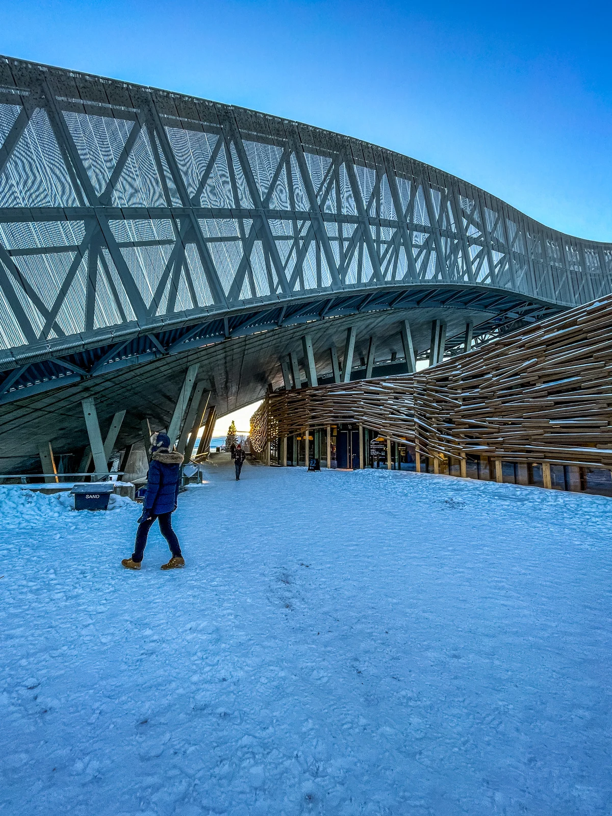 Image Holmenkollen Ski Jump