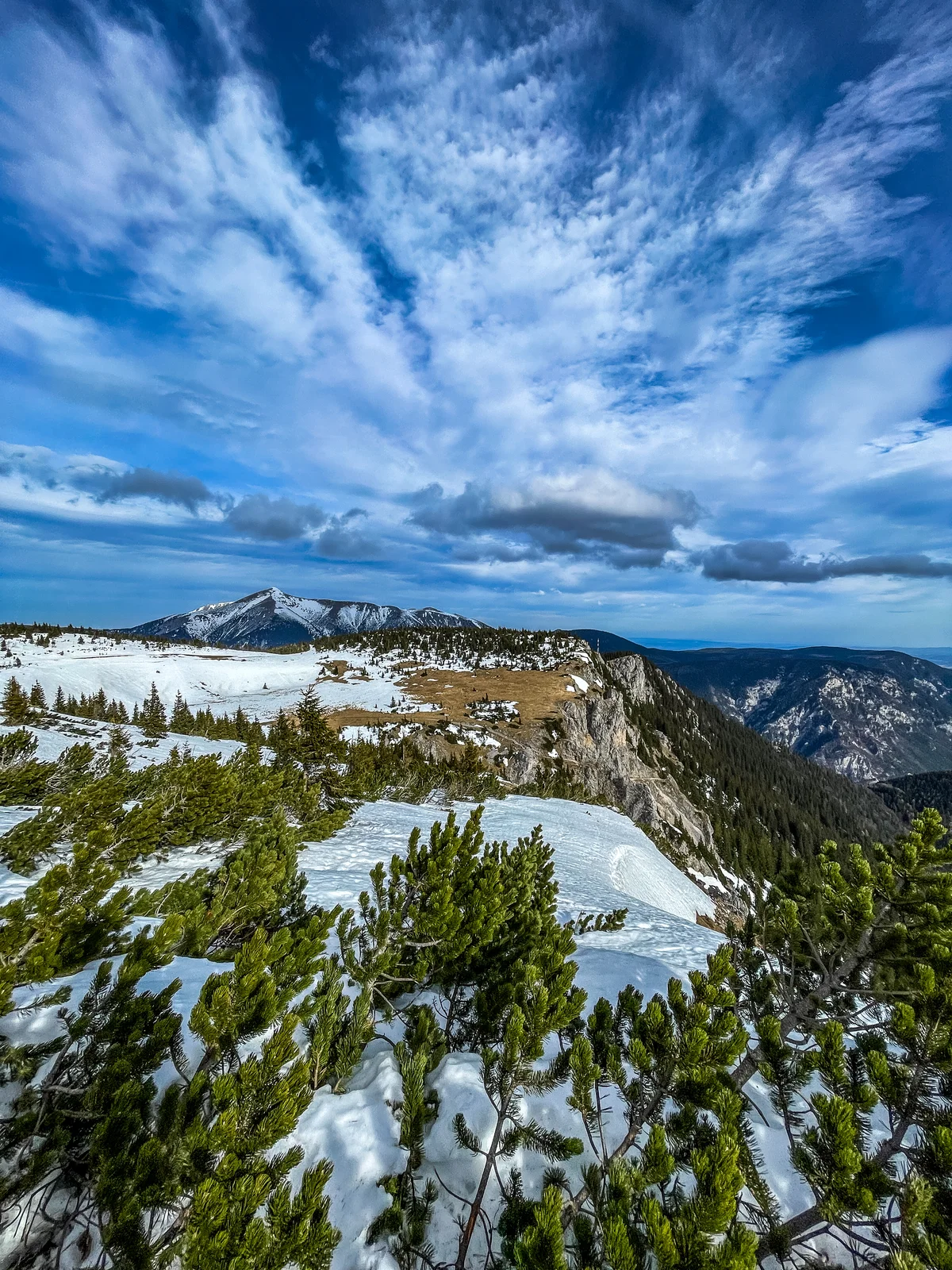 Image of Best hikes in E... travel plan
